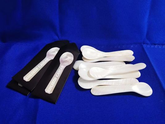 흰색 천연 진주 모자 캐비아르 컵 3.5 인치 및 4.7 종이 장갑에 MOP 스푼
